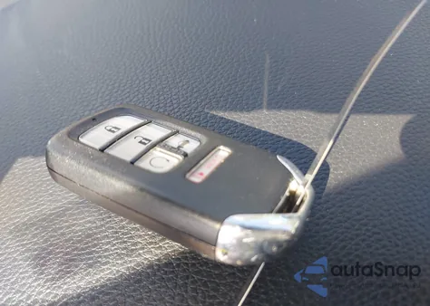 2020 Honda Insight Touring z USA, uszkodzony, nr VIN 19XZE4F90LE005653